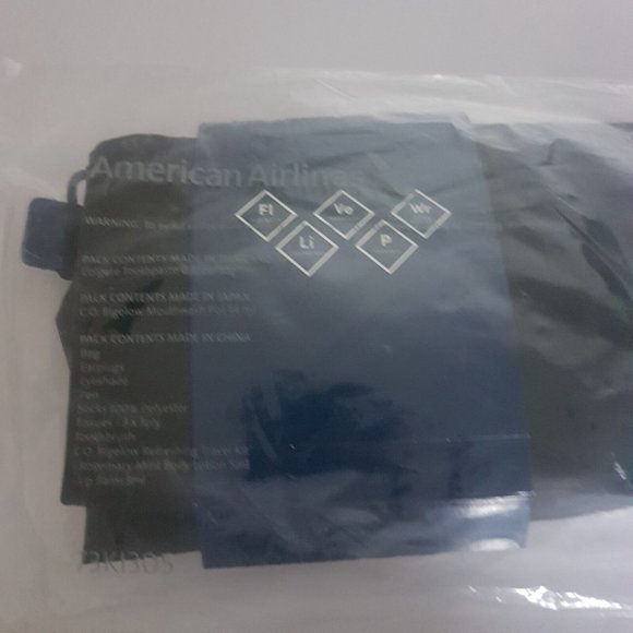 American Airlines Flagship Business Class Menu and Amenity Bag CLTMUC Oct 2023 - Picture 5 of 16